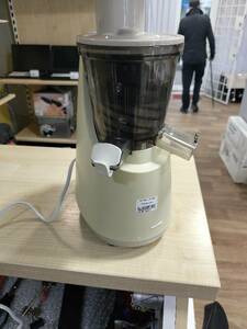 Соковыжималка Hilton AE 3262