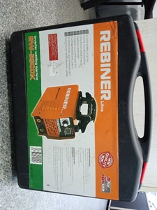 Сварочный инвертор Rebiner RW-330D