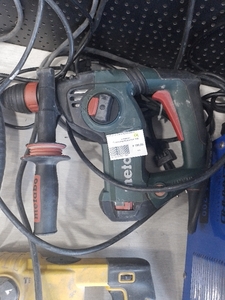 Перфоратор Metabo KHE 3251