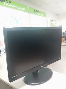 Монітор LG 20M38A