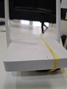 Wi Fi роутер Mercusys AC750 MR20