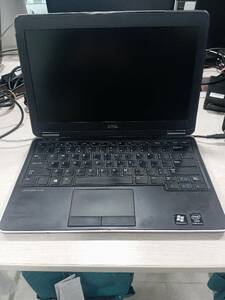 Ноутбук Dell Latitude e7240