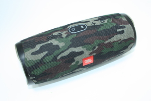 Портативна акустика JBL Charge 4