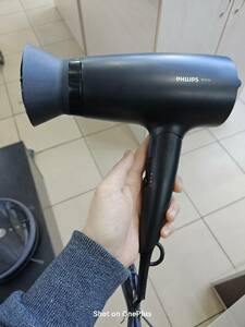 Фен PHILIPS BHD308