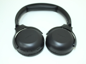 Bluetooth гарнітура Philips TAUH 202