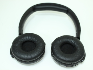 Bluetooth гарнітура Philips TAUH 202