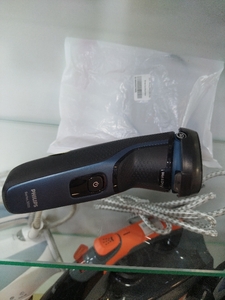 Електробритва Philips S3134