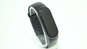 Фитнес браслет Xiaomi Mi Band 6