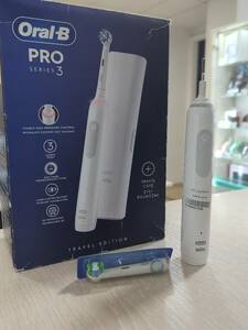 Зубная щетка Oral-B 3772