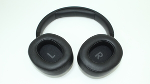Bluetooth гарнитура JBL tune 710bt