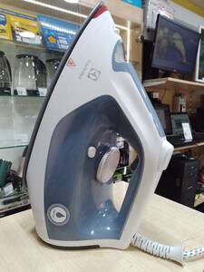 Праска ELECTROLUX E7SI1-4WB