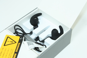 Bluetooth гарнитура 1More iBFree