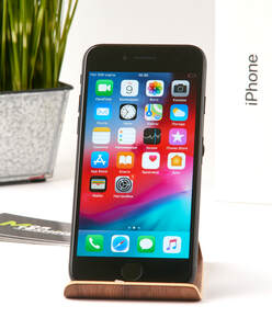 Мобильный телефон iPhone 7 256Gb