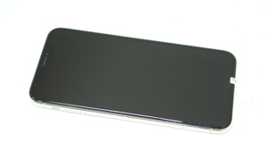 Мобильный телефон iPhone X 64GB