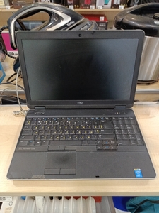 Ноутбук Dell Precision M2800