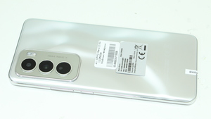 Мобильный телефон OPPO Reno12 5G 12/256GB