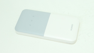 Wi Fi роутер Huawei LTE Mobile WiFi5 (E5586-326)