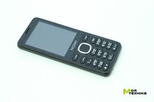 Мобільний телефон NOMI i2820