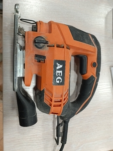 Електролобзик AEG STEP 80