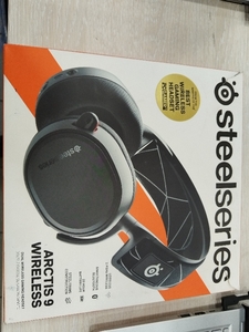 Bluetooth гарнитура SteelSeries Arctis 9