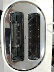 Тостер Magio MG-272W