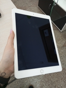 Планшет Apple iPad Air 2 16Gb LTE A1567