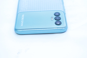 Мобильный телефон Tecno Spark 8p (KG7n) 4/64Gb