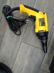 Шуруповерт DeWalt DW268K-qs